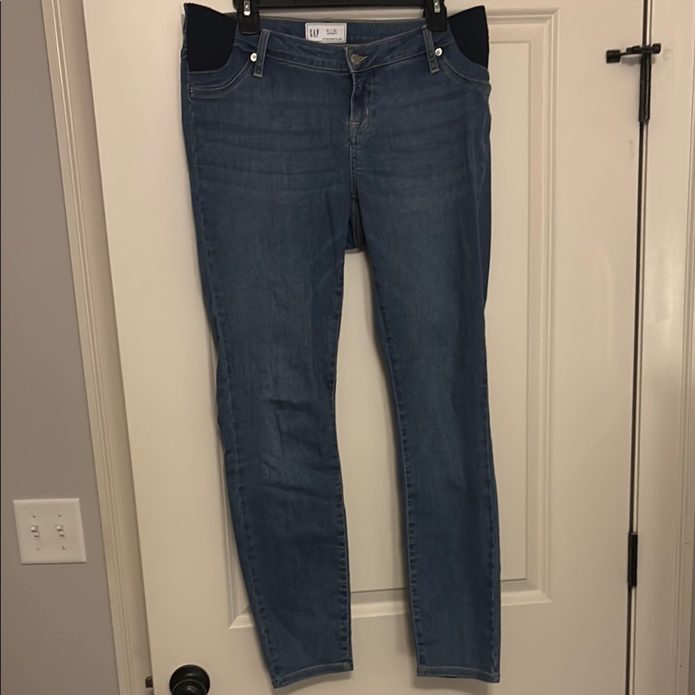 GAP Maternity Skinny Jeans